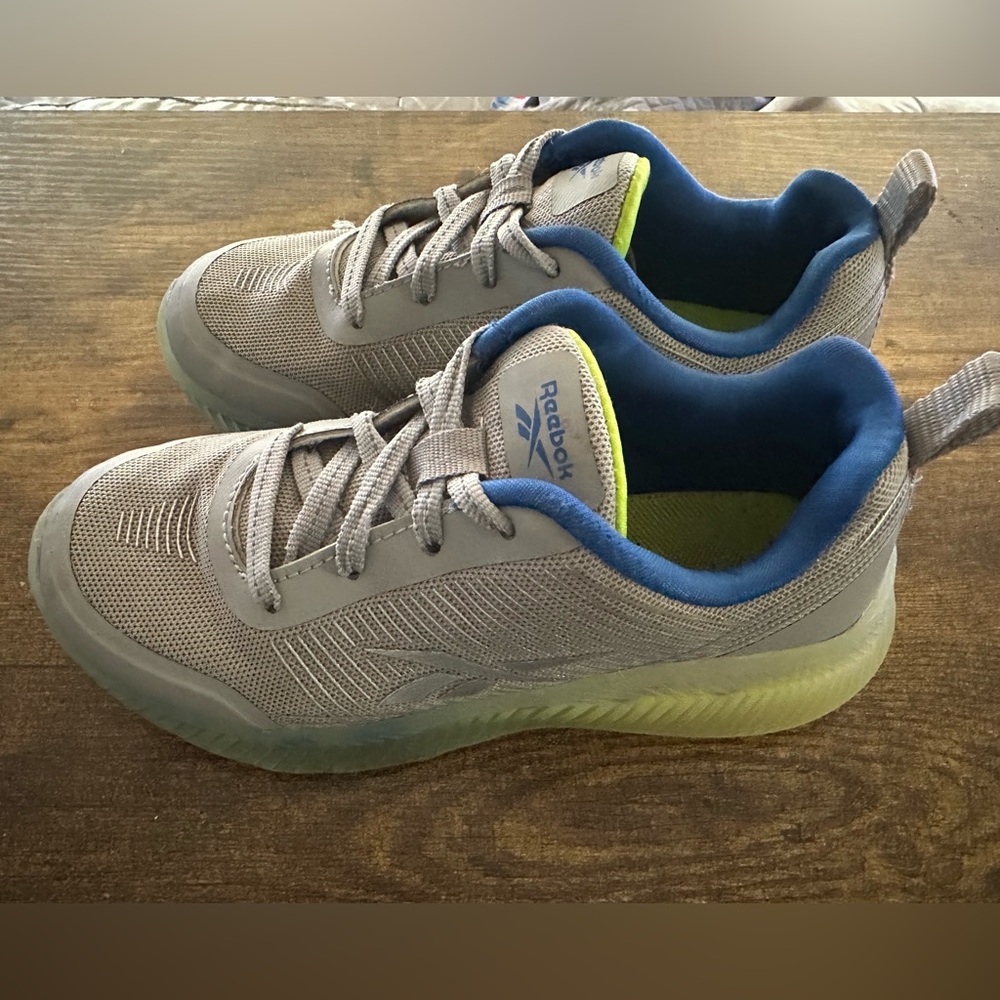 Reebok Fire PS boys Light-Up Shoes- Toddler Size 12